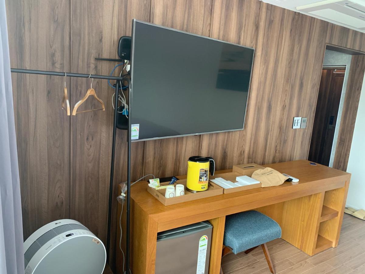 Am Ort Hotel Йосу Екстер'єр фото